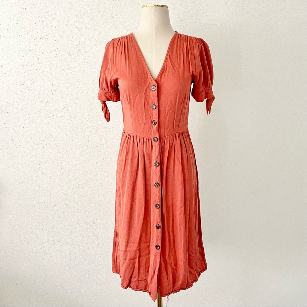 ONE CLOTHING Women's Size Medium Orange Short Sleeve Button Front Midi Dress Jrs